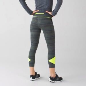 Lululemon Pace Rival Crop 22” Space Dye Twist Dark Slate Fatigue Green 4